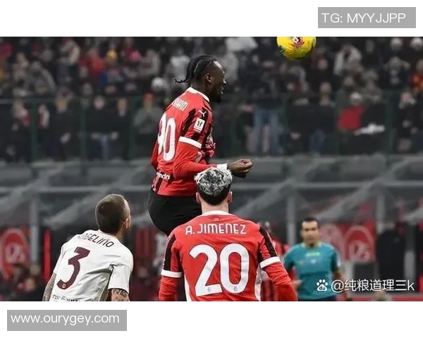 以射门技巧为核心解析提升足球进攻效率的关键因素及训练方法 以射门技巧为核心解析提升足球进攻效率的关键因素及训练方法