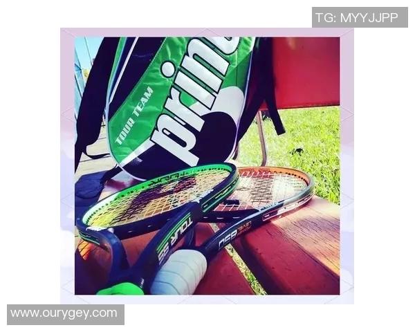 网球装备全攻略:从球拍到运动鞋选择技巧与购买指南 网球装备全攻略:从球拍到运动鞋选择技巧与购买指南