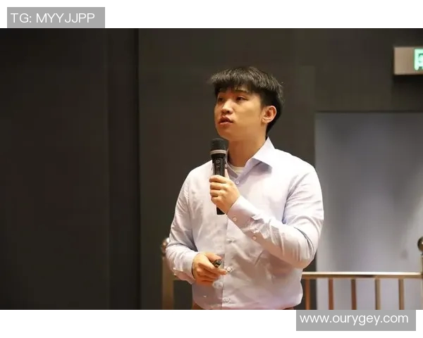 专访攀岩大师杨伟揭秘成功背后的心路历程与技巧分享 专访攀岩大师杨伟揭秘成功背后的心路历程与技巧分享