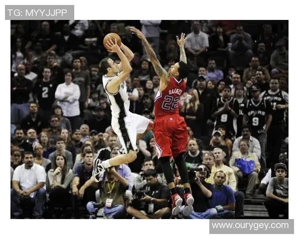2015年NBA常规赛精彩对决马刺队与快船队的巅峰较量回顾